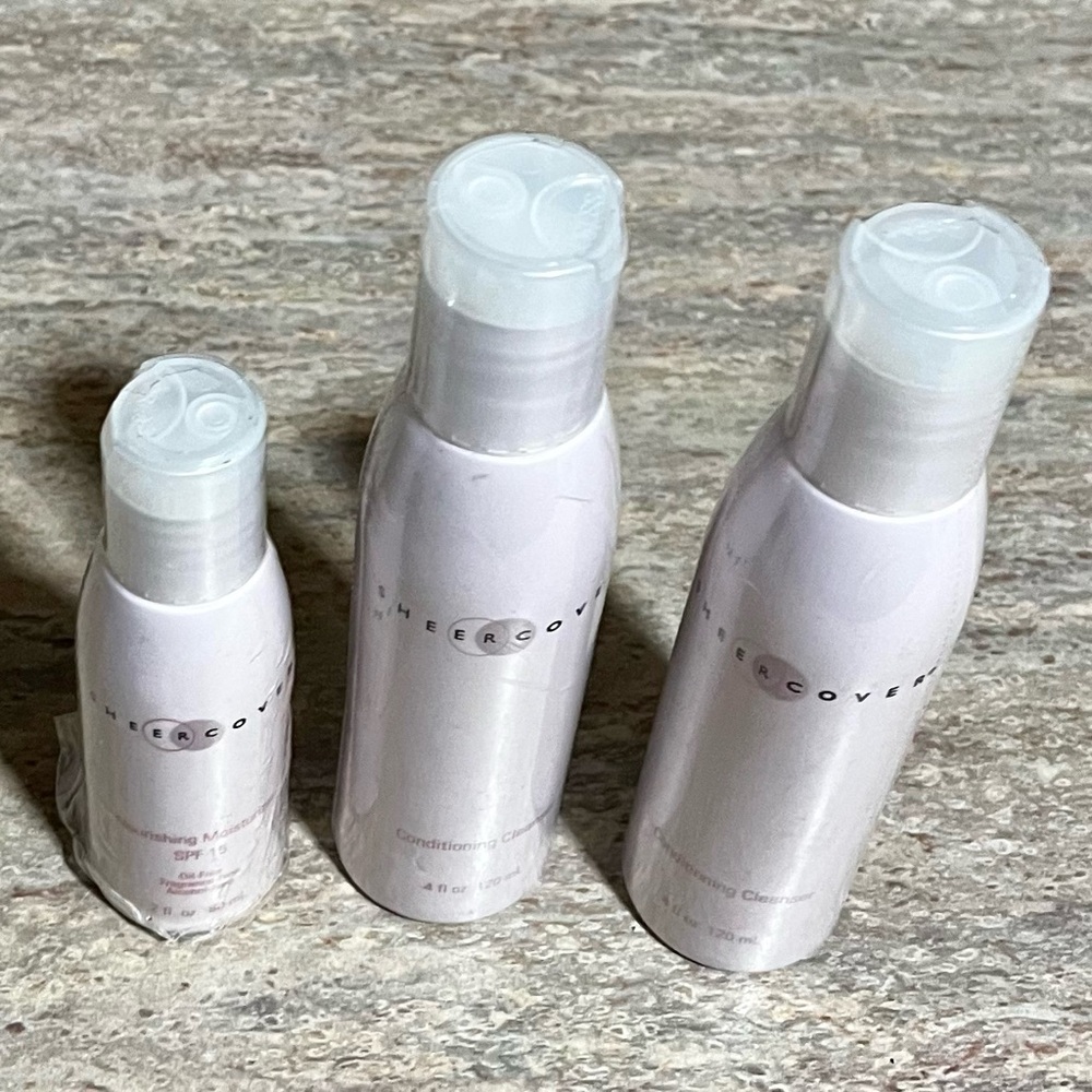 New Sheer Cover 2-Conditioning cleansers and 1-nourishing moisturizer set